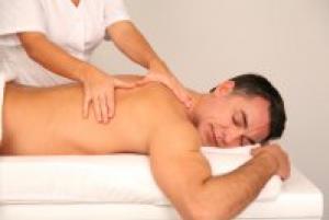 Как делать массаж спины